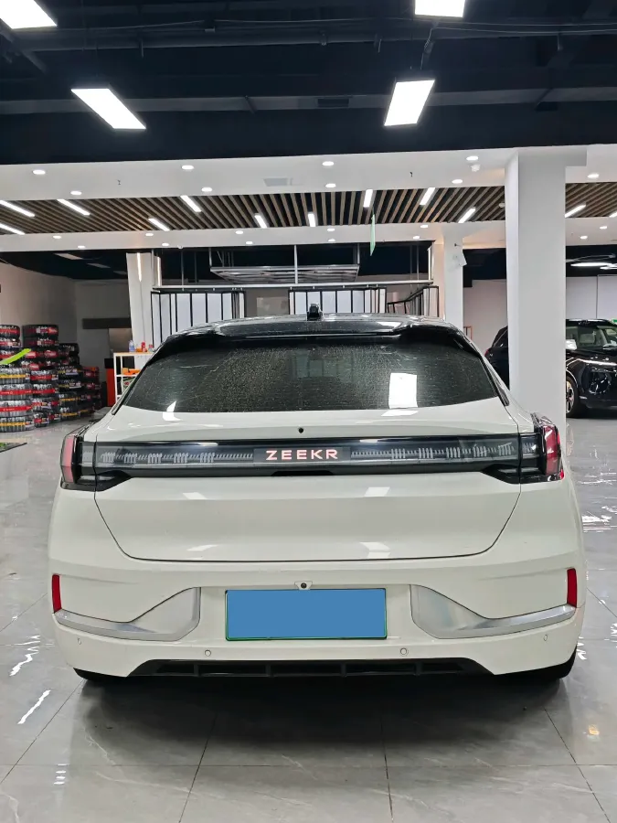 2022 Zeekr 001 BEV 86KWH,autocango,china used car exporter,china ev exporter,chinese used car exporter,chinese used ev exporter