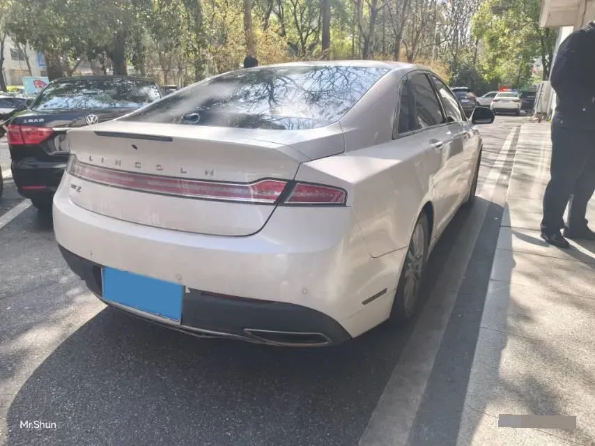 2020 Lincoln MKZ 2.0T 196HP L4 6AT,autocango,china used car exporter,china ev exporter,chinese used car exporter,chinese used ev exporter
