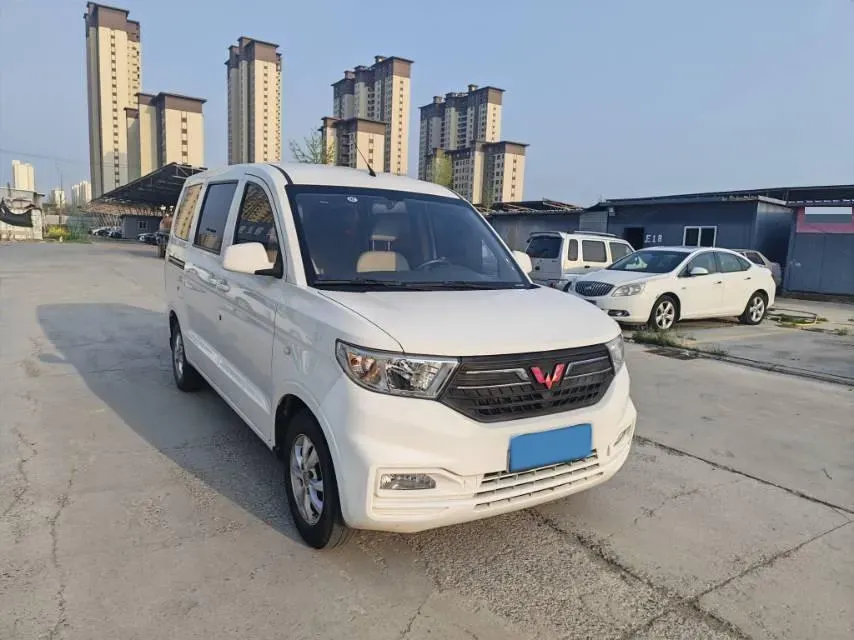 2022 JinBei Little Sea Lion X30 1.5L 102HP L4 5MT,autocango,china used car exporter,china ev exporter,chinese used car exporter,chinese used ev exporter