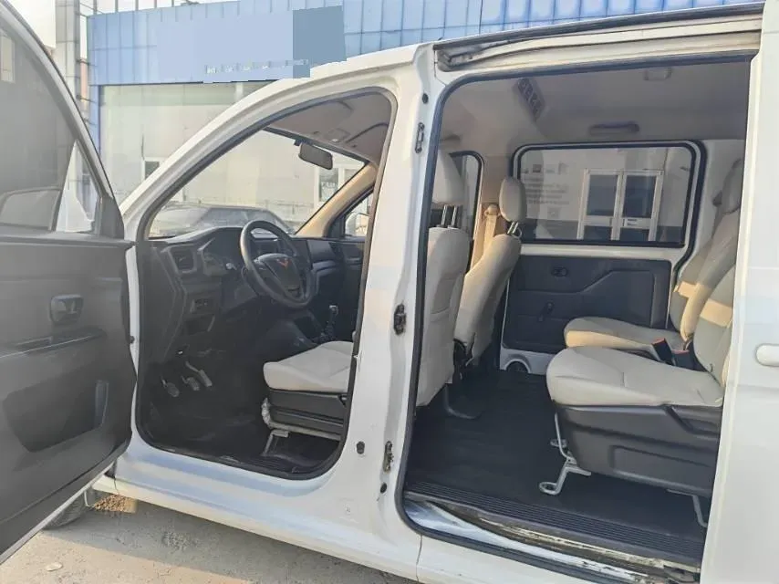 2022 JinBei Little Sea Lion X30 1.5L 102HP L4 5MT,autocango,china used car exporter,china ev exporter,chinese used car exporter,chinese used ev exporter
