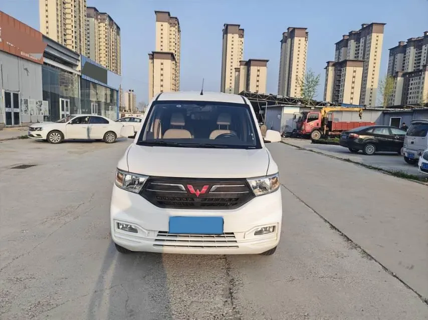 2022 JinBei Little Sea Lion X30 1.5L 102HP L4 5MT,autocango,china used car exporter,china ev exporter,chinese used car exporter,chinese used ev exporter