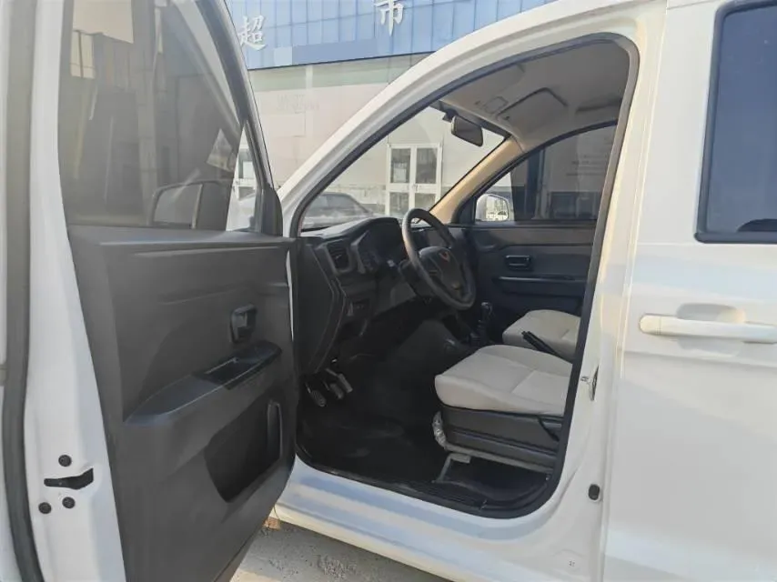 2022 JinBei Little Sea Lion X30 1.5L 102HP L4 5MT,autocango,china used car exporter,china ev exporter,chinese used car exporter,chinese used ev exporter