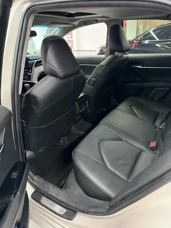 2021 Toyota Camry 2.0L 178HP L4 CVT,autocango,china used car exporter,china ev exporter,chinese used car exporter,chinese used ev exporter