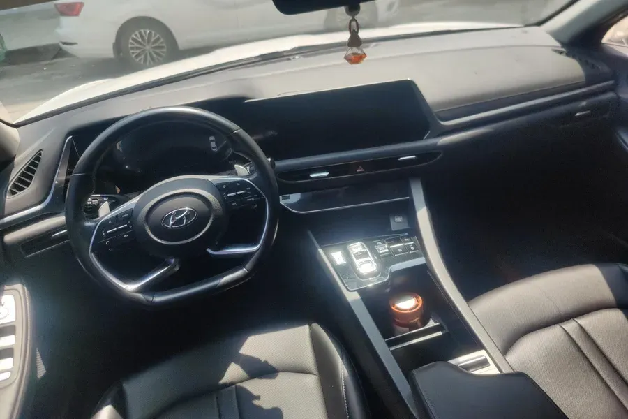 2020 Hyundai Sonata 1.5T 170HP L4 7DCT,autocango,china used car exporter,china ev exporter,chinese used car exporter,chinese used ev exporter