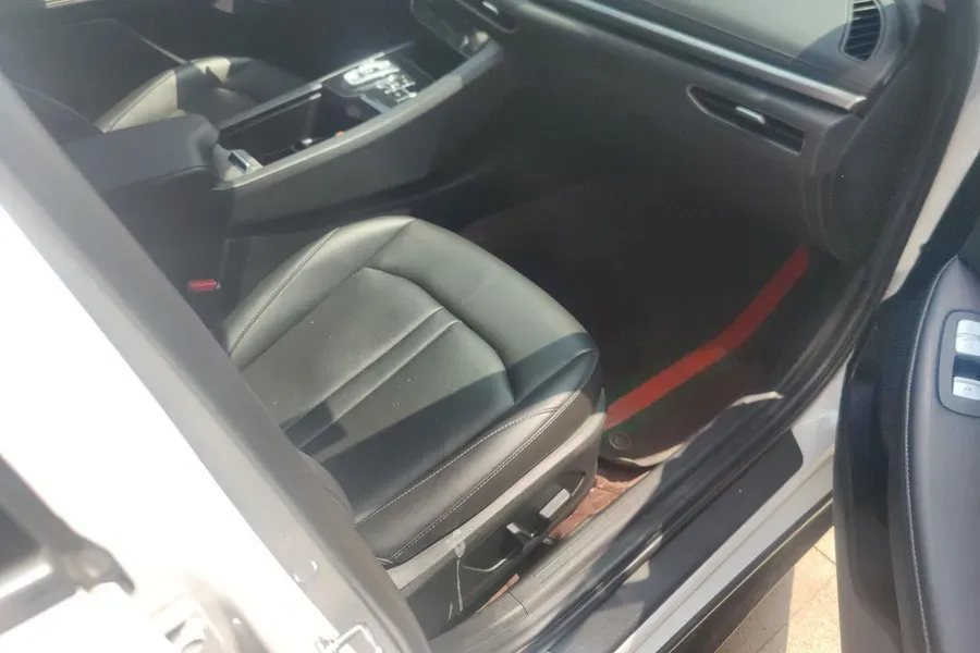 2020 Hyundai Sonata 1.5T 170HP L4 7DCT,autocango,china used car exporter,china ev exporter,chinese used car exporter,chinese used ev exporter