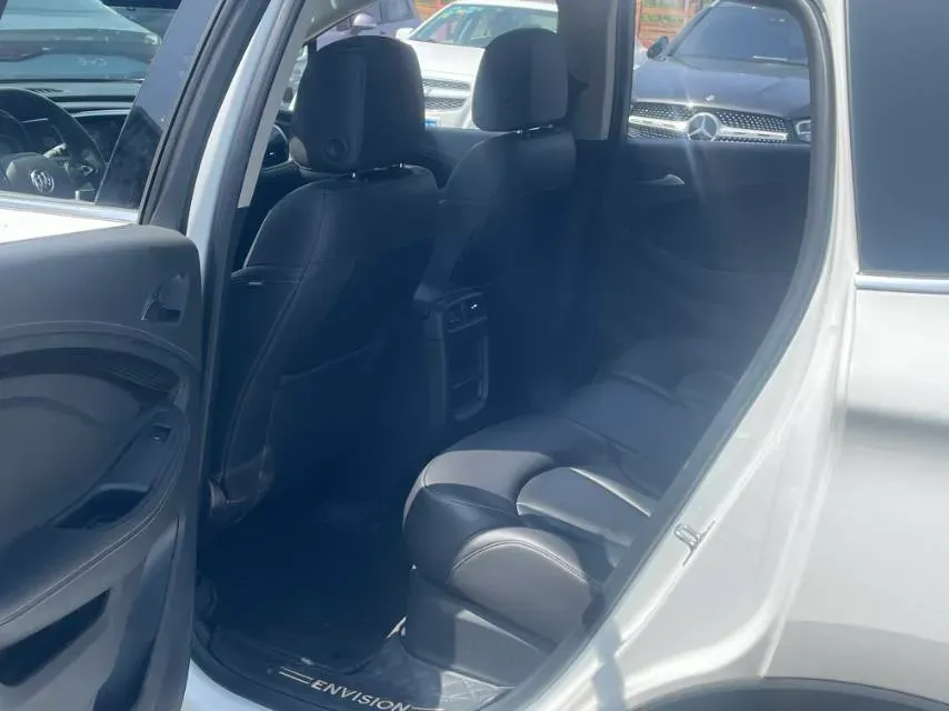 2020 Buick EnvisionPlus 1.5T 169HP L4 7DCT,autocango,china used car exporter,china ev exporter,chinese used car exporter,chinese used ev exporter