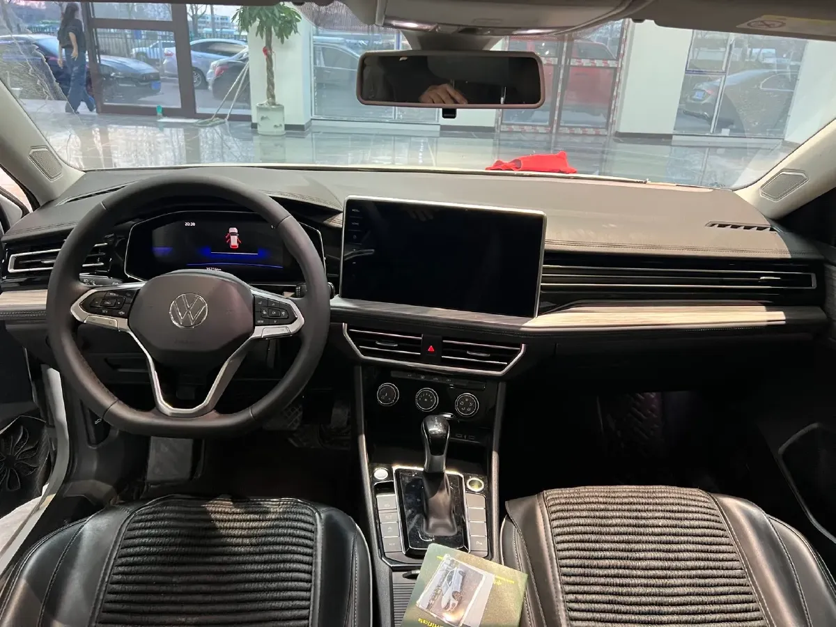 2023 Volkswagen Sagitar 1.5T 160HP L4 7DCT,autocango,china used car exporter,china ev exporter,chinese used car exporter,chinese used ev exporter