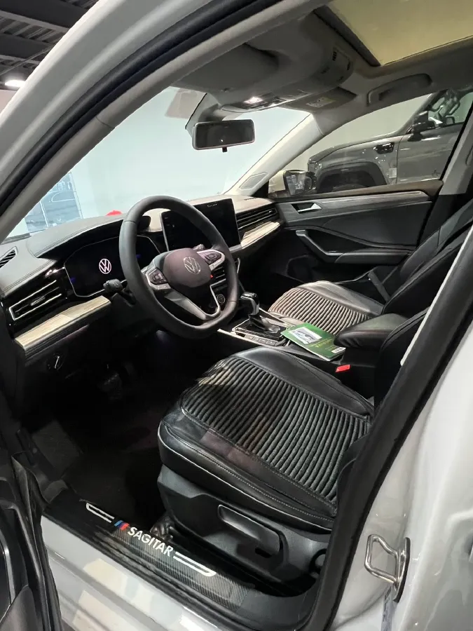 2023 Volkswagen Sagitar 1.5T 160HP L4 7DCT,autocango,china used car exporter,china ev exporter,chinese used car exporter,chinese used ev exporter