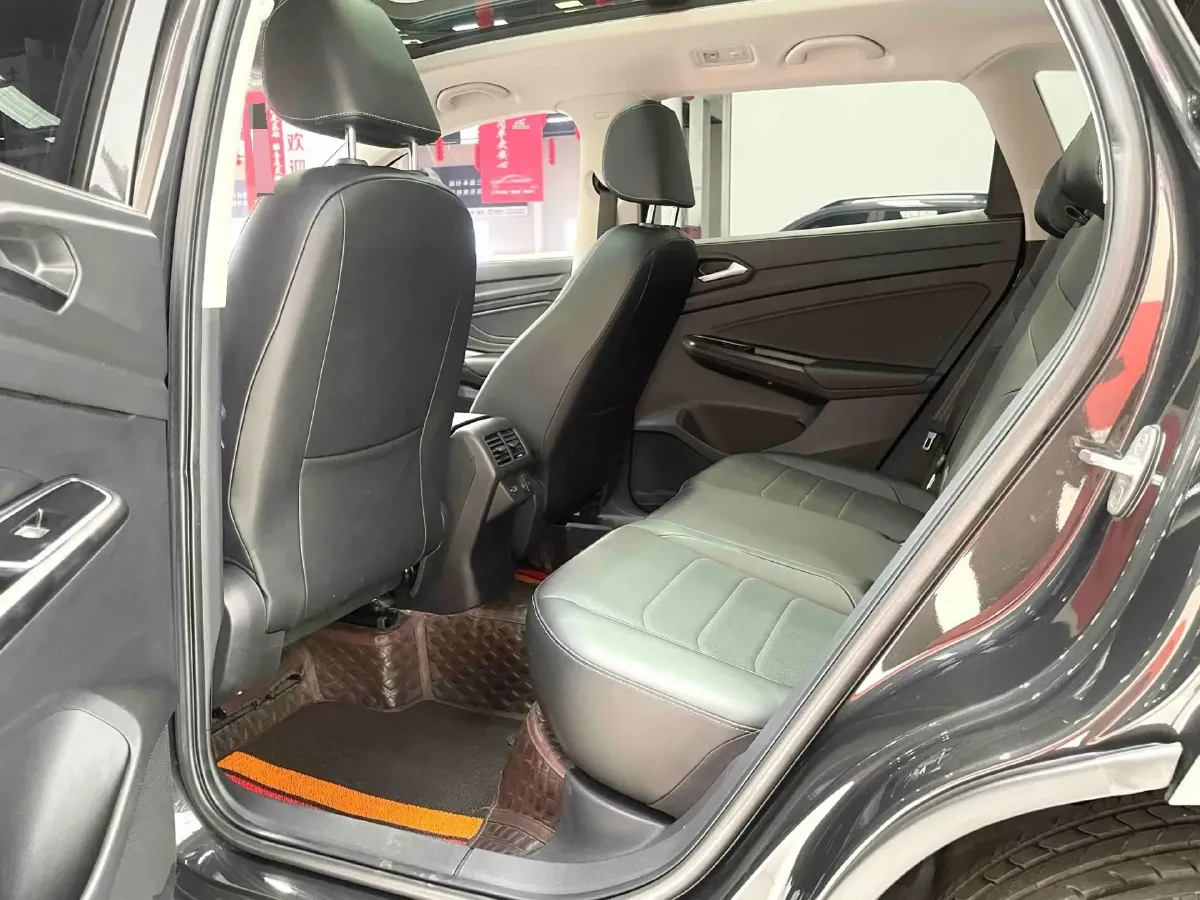 2022 Jetta VS7 1.4T 150HP L4 6AT,autocango,china used car exporter,china ev exporter,chinese used car exporter,chinese used ev exporter