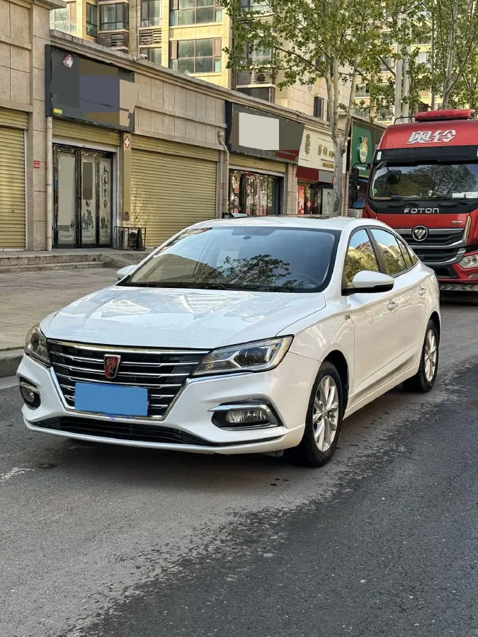 2020 Roewe i5 1.5L 120HP L4 CVT,autocango,china used car exporter,china ev exporter,chinese used car exporter,chinese used ev exporter