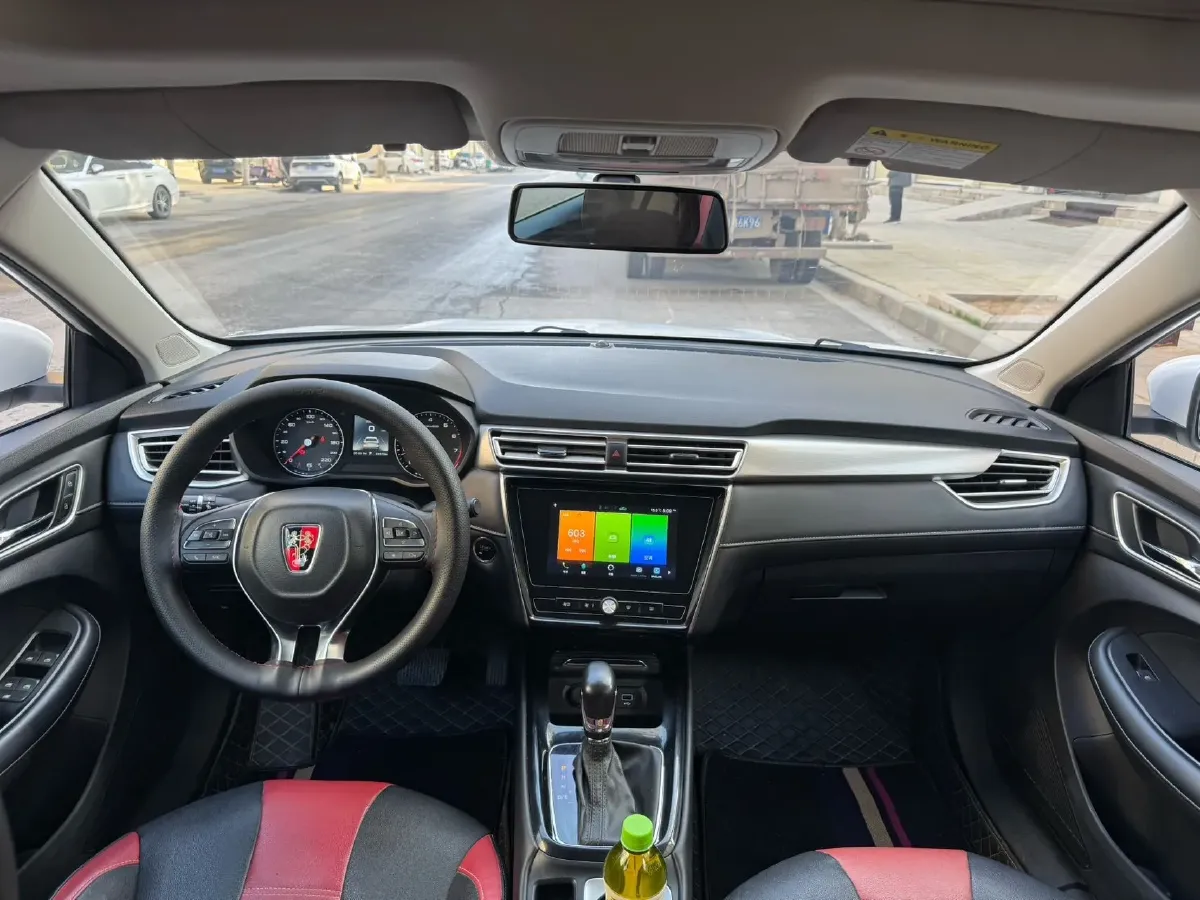 2020 Roewe i5 1.5L 120HP L4 CVT,autocango,china used car exporter,china ev exporter,chinese used car exporter,chinese used ev exporter