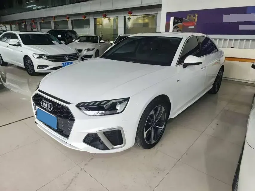 2020 Audi A4L 2.0T 190HP L4 7DCT,autocango,china used car exporter,china ev exporter,chinese used car exporter,chinese used ev exporter