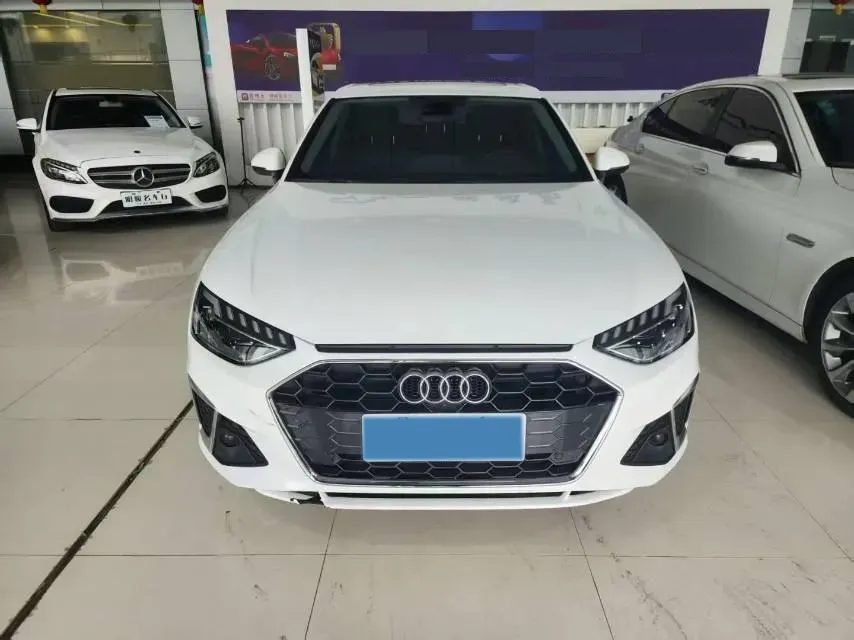 2020 Audi A4L 2.0T 190HP L4 7DCT,autocango,china used car exporter,china ev exporter,chinese used car exporter,chinese used ev exporter