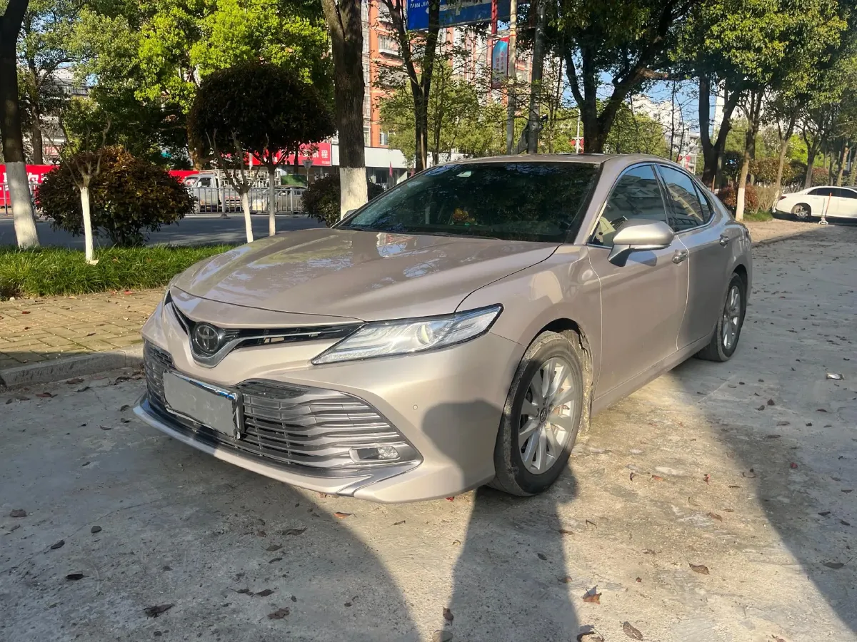 2021 Toyota Camry 2.0L 178HP L4 CVT,autocango,china used car exporter,china ev exporter,chinese used car exporter,chinese used ev exporter