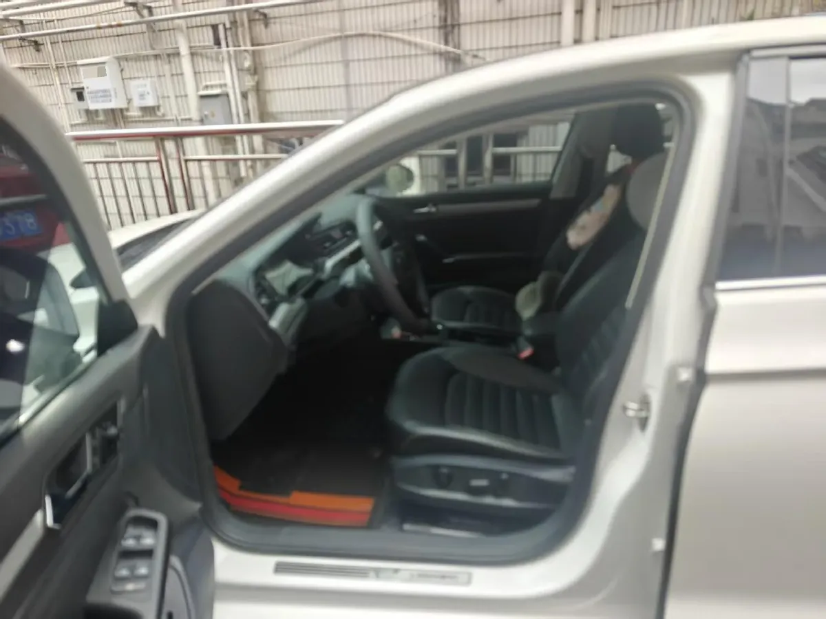 2019 Volkswagen Passat 1.4T 150HP L4 7DCT,autocango,china used car exporter,china ev exporter,chinese used car exporter,chinese used ev exporter