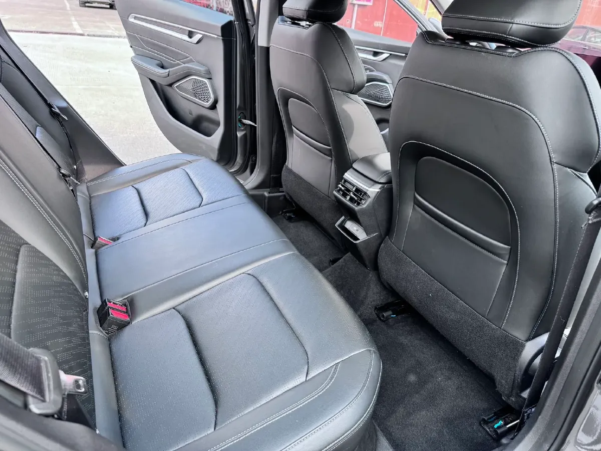 2023 Geely Emgrand 1.5L 127HP L4 CVT,autocango,china used car exporter,china ev exporter,chinese used car exporter,chinese used ev exporter