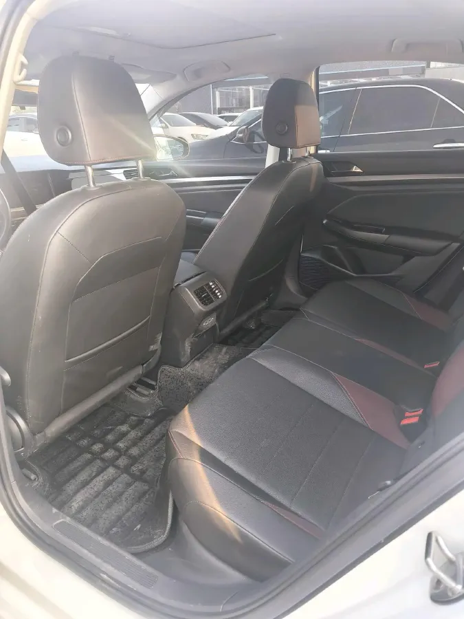 2021 Volkswagen Bora 1.5L 113HP L4 6AT,autocango,china used car exporter,china ev exporter,chinese used car exporter,chinese used ev exporter