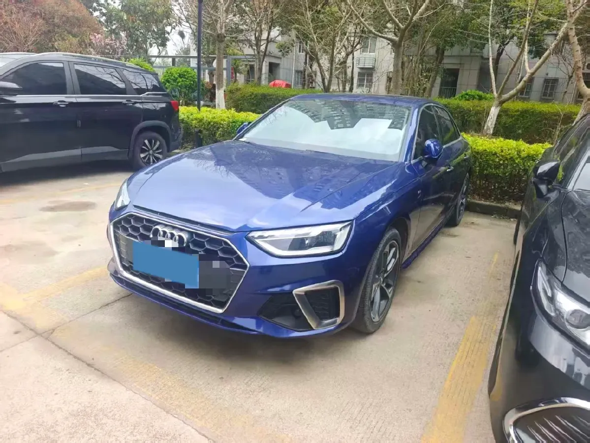 2020 Audi A4L 2.0T 190HP L4 7DCT,autocango,china used car exporter,china ev exporter,chinese used car exporter,chinese used ev exporter