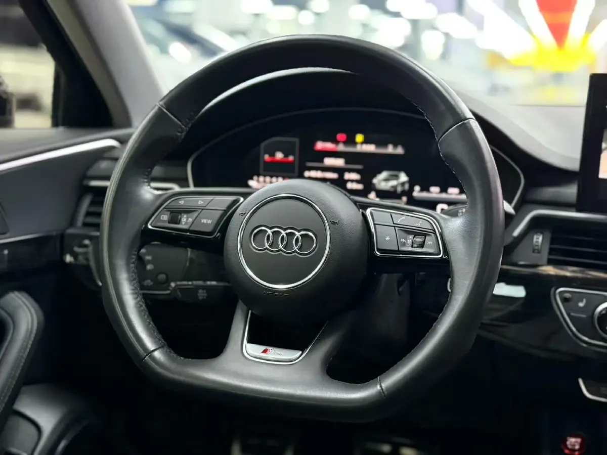 2023 Audi A4L 2.0T 190HP L4 7DCT,autocango,china used car exporter,china ev exporter,chinese used car exporter,chinese used ev exporter