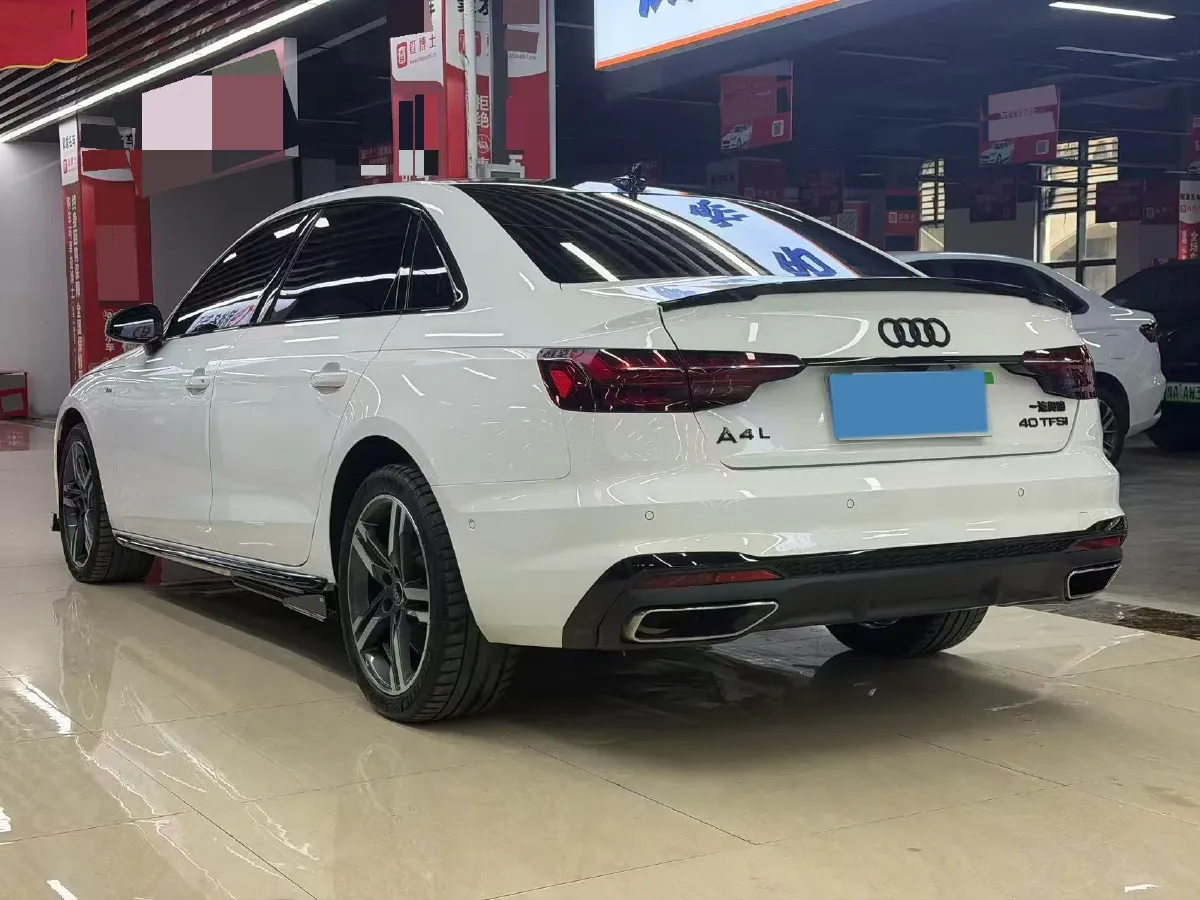 2023 Audi A4L 2.0T 190HP L4 7DCT,autocango,china used car exporter,china ev exporter,chinese used car exporter,chinese used ev exporter