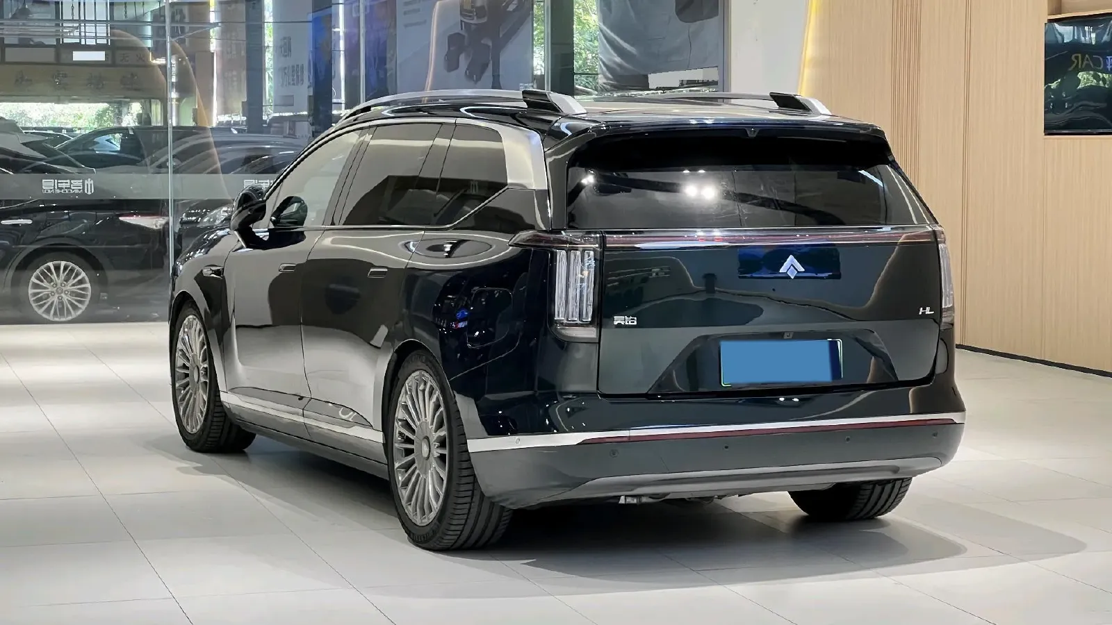 2025 HYPTEC HL Range Extended REEV,autocango,china used car exporter,china ev exporter,chinese used car exporter,chinese used ev exporter