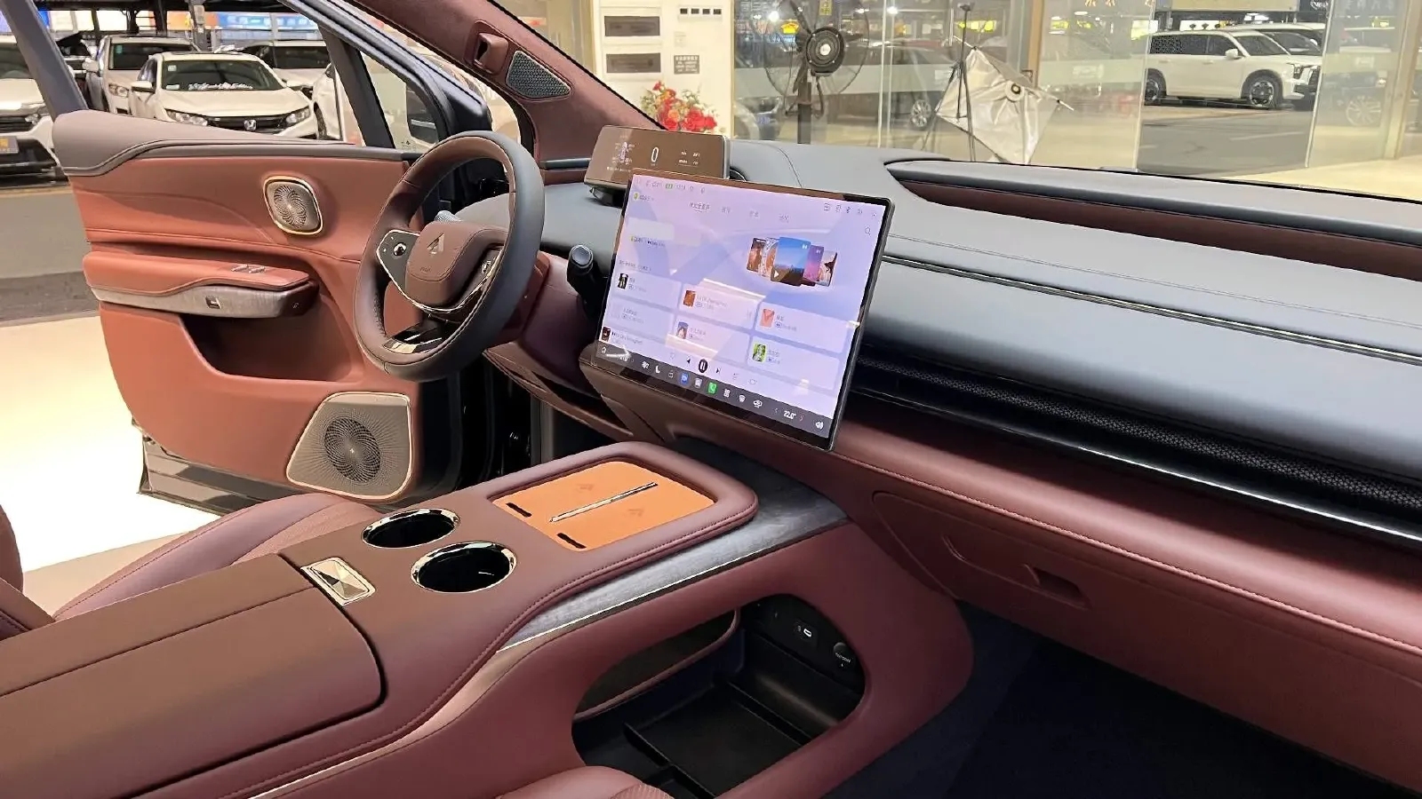 2025 HYPTEC HL Range Extended REEV,autocango,china used car exporter,china ev exporter,chinese used car exporter,chinese used ev exporter