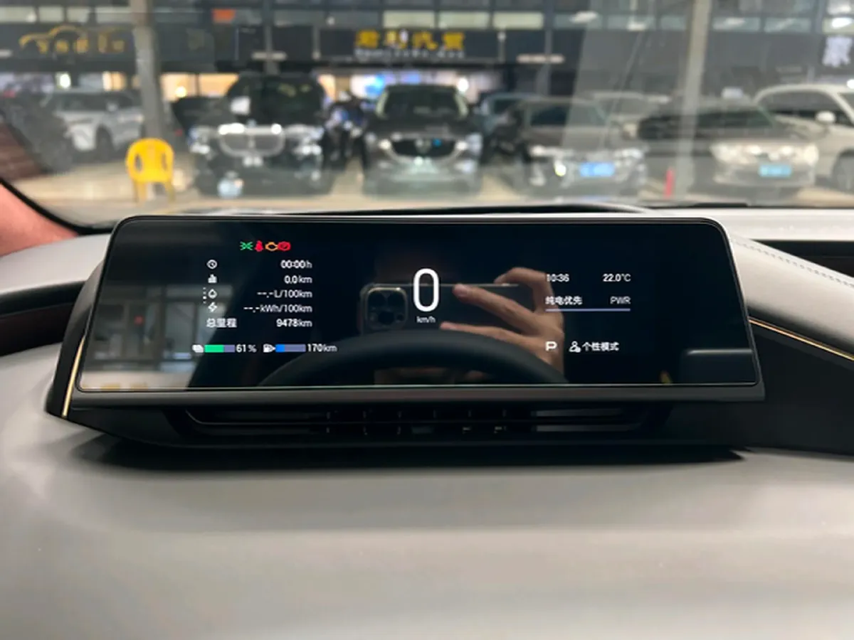 2025 HYPTEC HL Range Extended REEV,autocango,china used car exporter,china ev exporter,chinese used car exporter,chinese used ev exporter