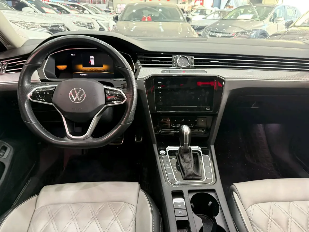 2023 Volkswagen Magotan 2.0T 186HP L4 7DCT,autocango,china used car exporter,china ev exporter,chinese used car exporter,chinese used ev exporter