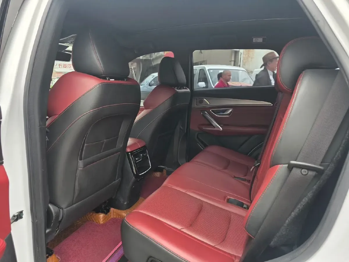 2021 Jetour X70 1.6T 197HP L4 7DCT,autocango,china used car exporter,china ev exporter,chinese used car exporter,chinese used ev exporter