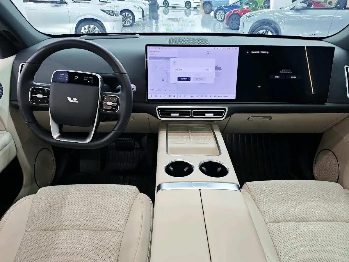 2024 Li L6 Range Extended 154HP L4 REEV 36.8KWH,autocango,china used car exporter,china ev exporter,chinese used car exporter,chinese used ev exporter