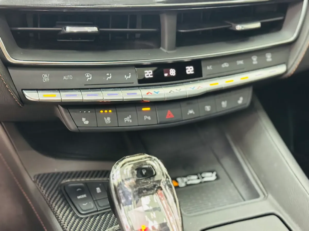 2022 Cadillac CT5 2.0T 237HP L4 10AT,autocango,china used car exporter,china ev exporter,chinese used car exporter,chinese used ev exporter