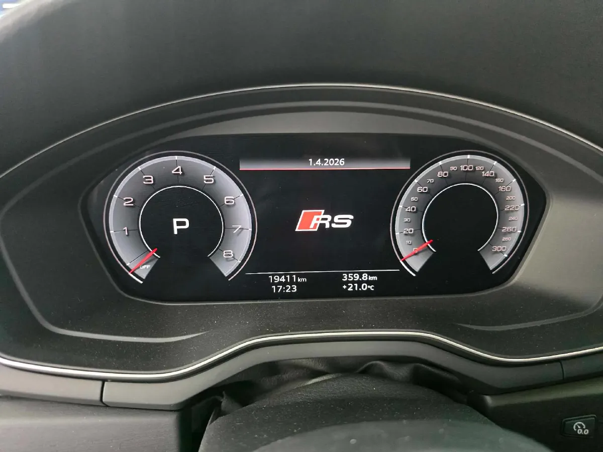 2025 Audi A4L 2.0T 190HP L4 7DCT,autocango,china used car exporter,china ev exporter,chinese used car exporter,chinese used ev exporter