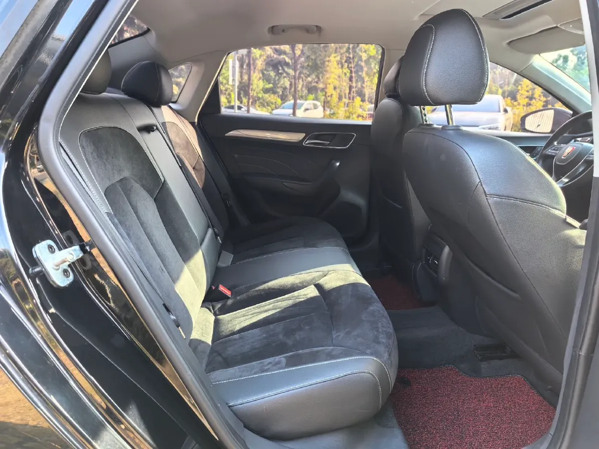 2017 Roewe i6 1.0T 125HP L3 2AT PHEV,autocango,china used car exporter,china ev exporter,chinese used car exporter,chinese used ev exporter