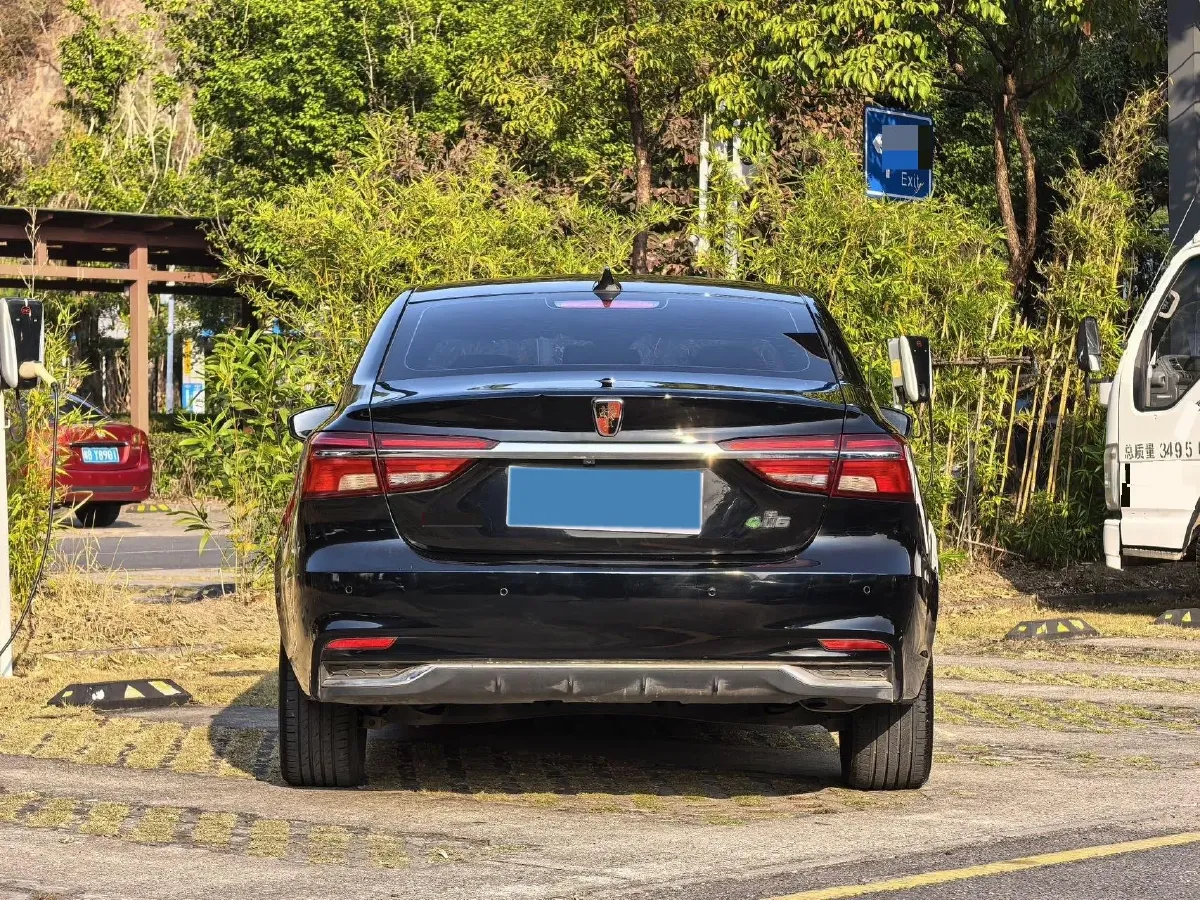 2017 Roewe i6 1.0T 125HP L3 2AT PHEV,autocango,china used car exporter,china ev exporter,chinese used car exporter,chinese used ev exporter