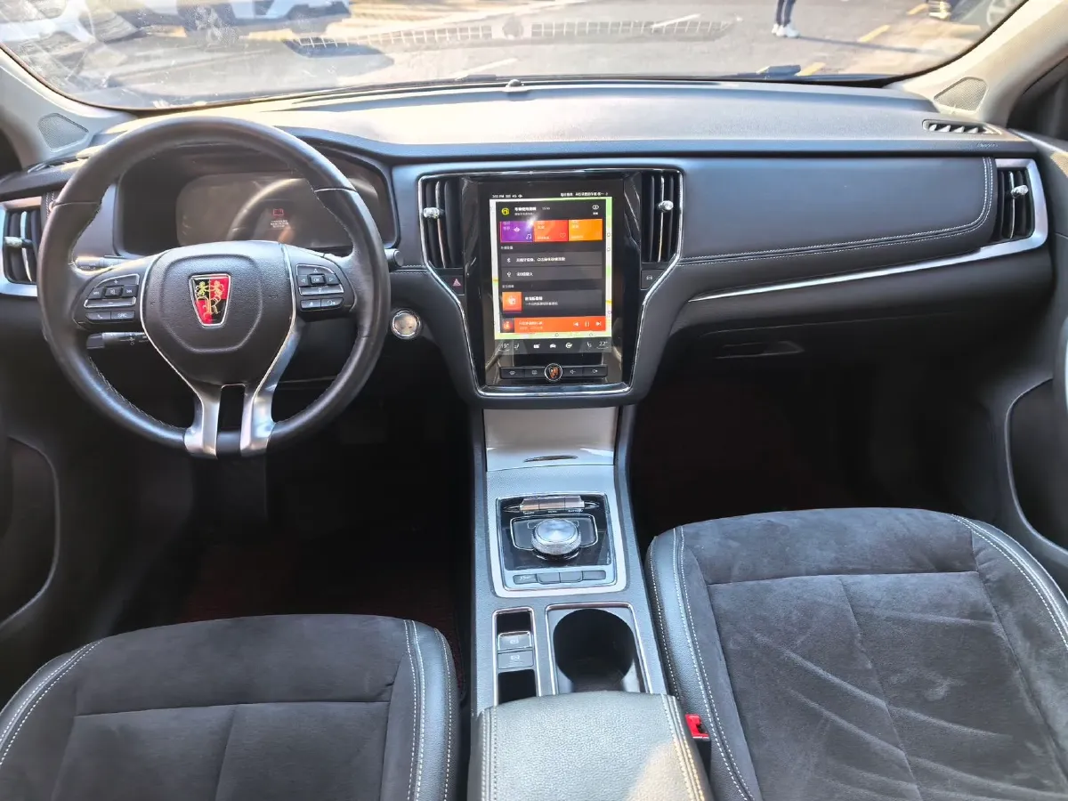 2017 Roewe i6 1.0T 125HP L3 2AT PHEV,autocango,china used car exporter,china ev exporter,chinese used car exporter,chinese used ev exporter