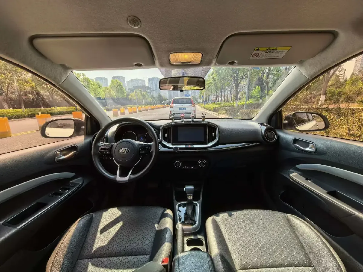 2019 Kia KX1 1.4L 100HP L4 6AT,autocango,china used car exporter,china ev exporter,chinese used car exporter,chinese used ev exporter