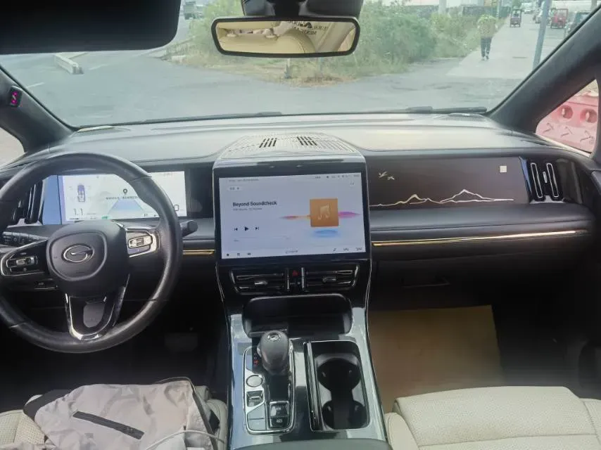 2023 GAC Trumpchi M8 2.0T 252HP L4 8AT,autocango,china used car exporter,china ev exporter,chinese used car exporter,chinese used ev exporter