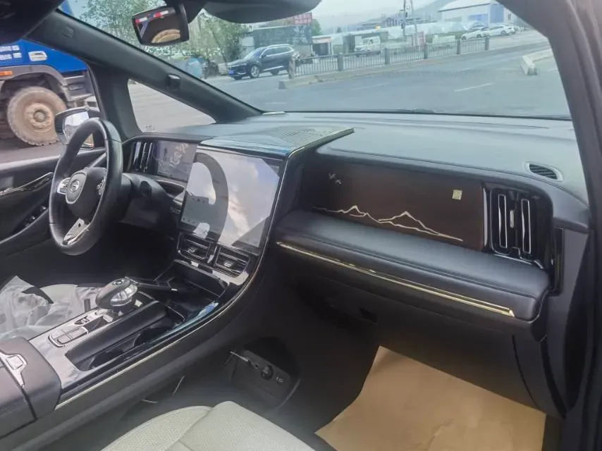 2023 GAC Trumpchi M8 2.0T 252HP L4 8AT,autocango,china used car exporter,china ev exporter,chinese used car exporter,chinese used ev exporter