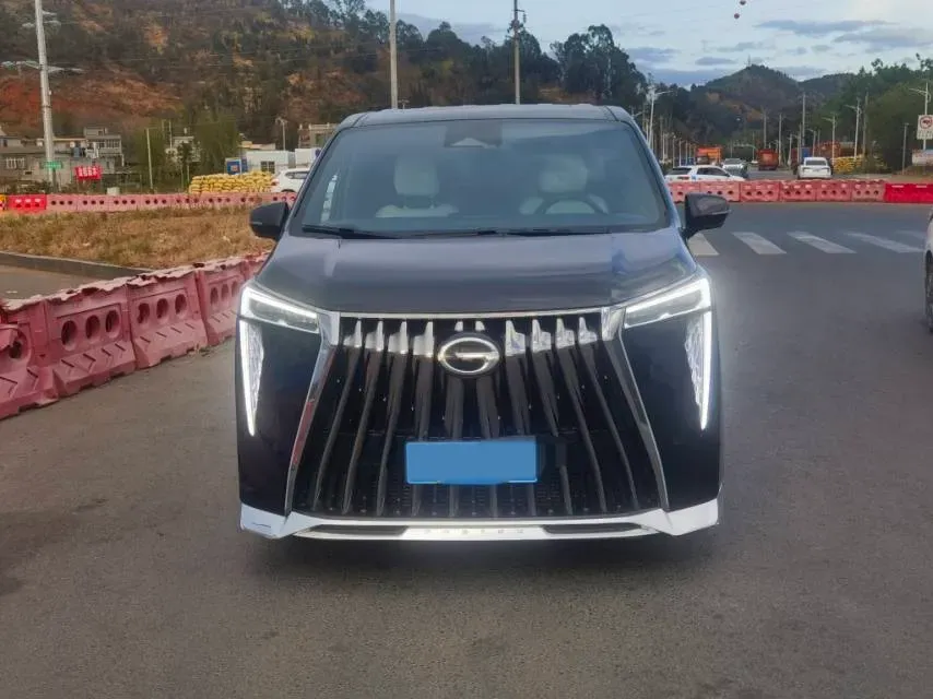 2023 GAC Trumpchi M8 2.0T 252HP L4 8AT,autocango,china used car exporter,china ev exporter,chinese used car exporter,chinese used ev exporter