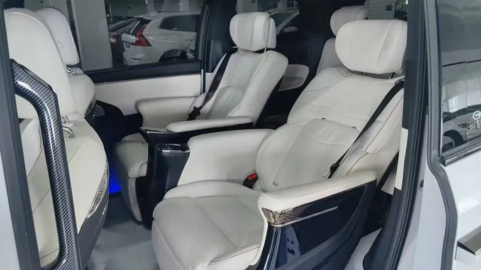 2023 GAC Trumpchi M8 2.0T 252HP L4 8AT,autocango,china used car exporter,china ev exporter,chinese used car exporter,chinese used ev exporter