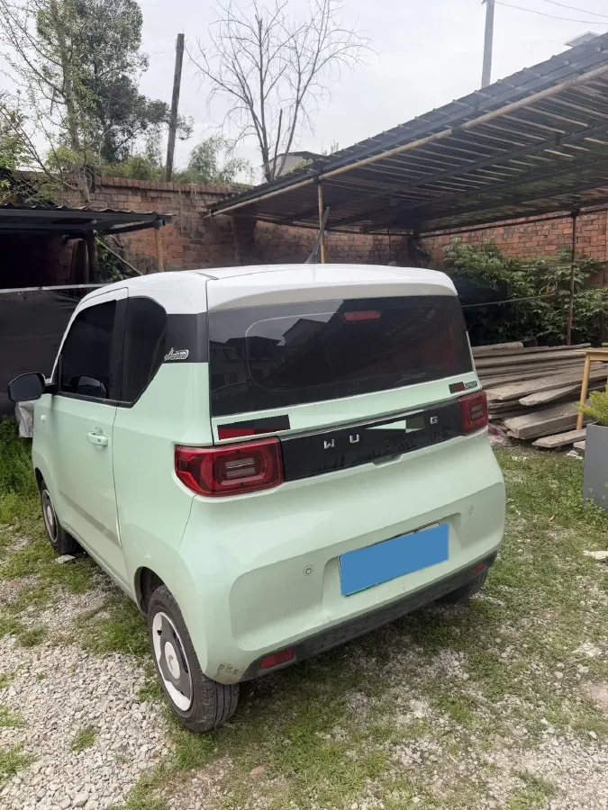 2022 WuLing HongGuang MINI EV BEV 13.9KWH,autocango,china used car exporter,china ev exporter,chinese used car exporter,chinese used ev exporter
