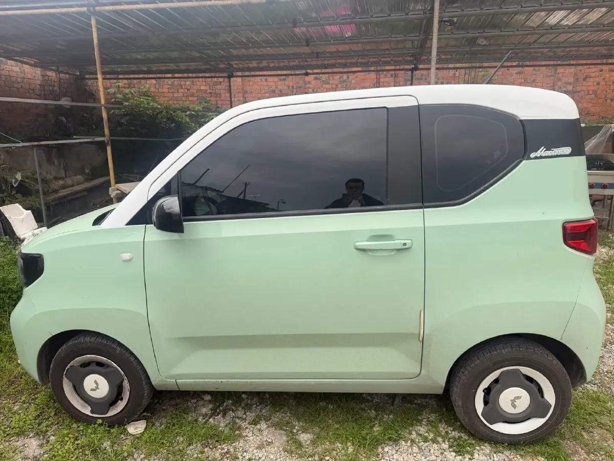 2022 WuLing HongGuang MINI EV BEV 13.9KWH,autocango,china used car exporter,china ev exporter,chinese used car exporter,chinese used ev exporter