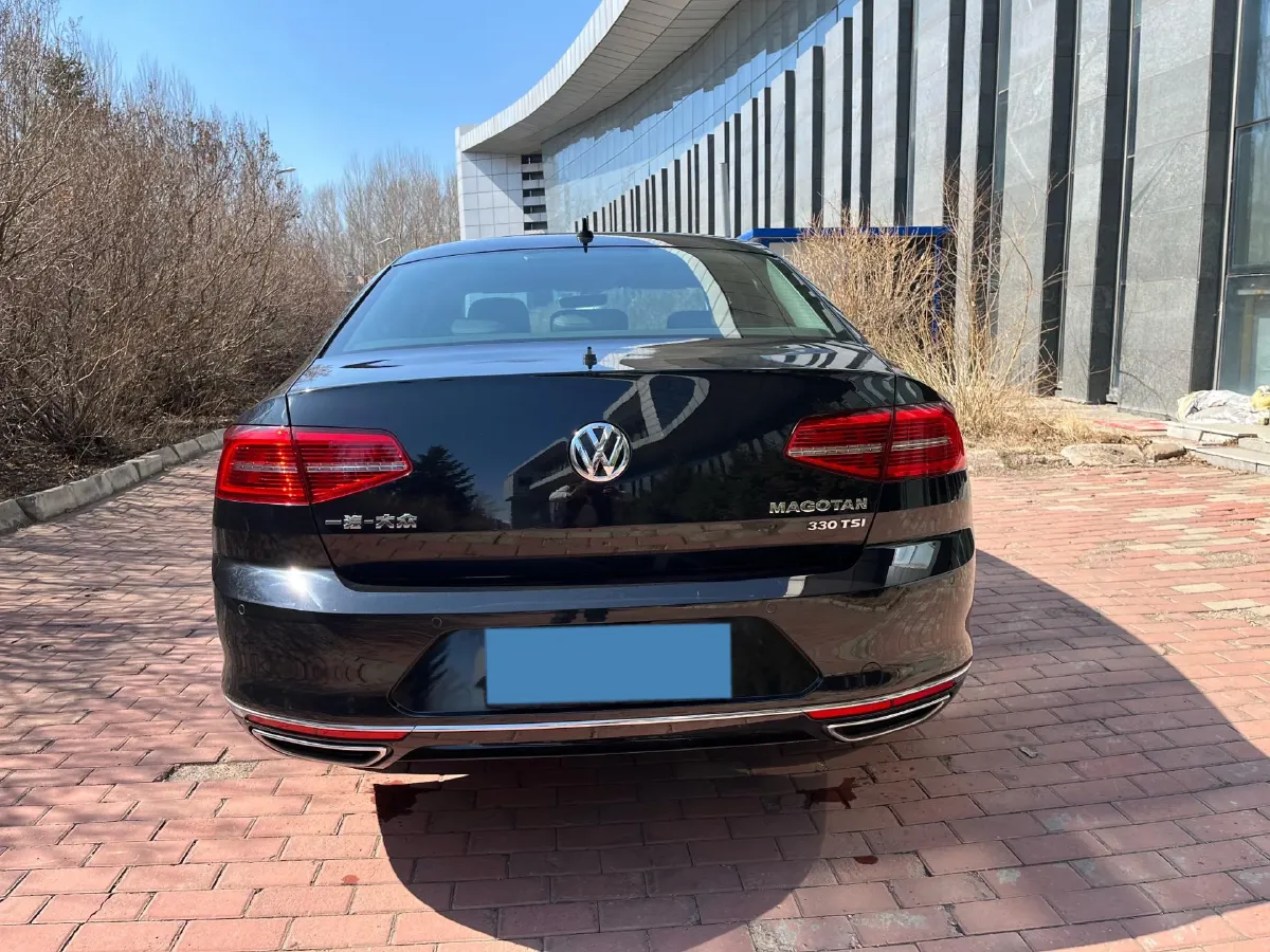 2019 Volkswagen Magotan 2.0T 186HP L4 7DCT,autocango,china used car exporter,china ev exporter,chinese used car exporter,chinese used ev exporter