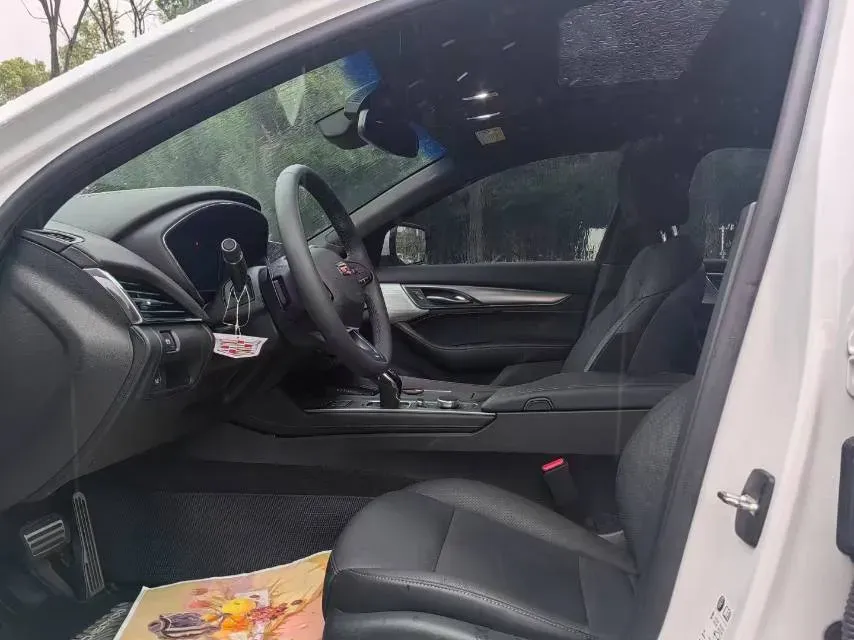 2022 Cadillac CT5 2.0T 237HP L4 10AT,autocango,china used car exporter,china ev exporter,chinese used car exporter,chinese used ev exporter