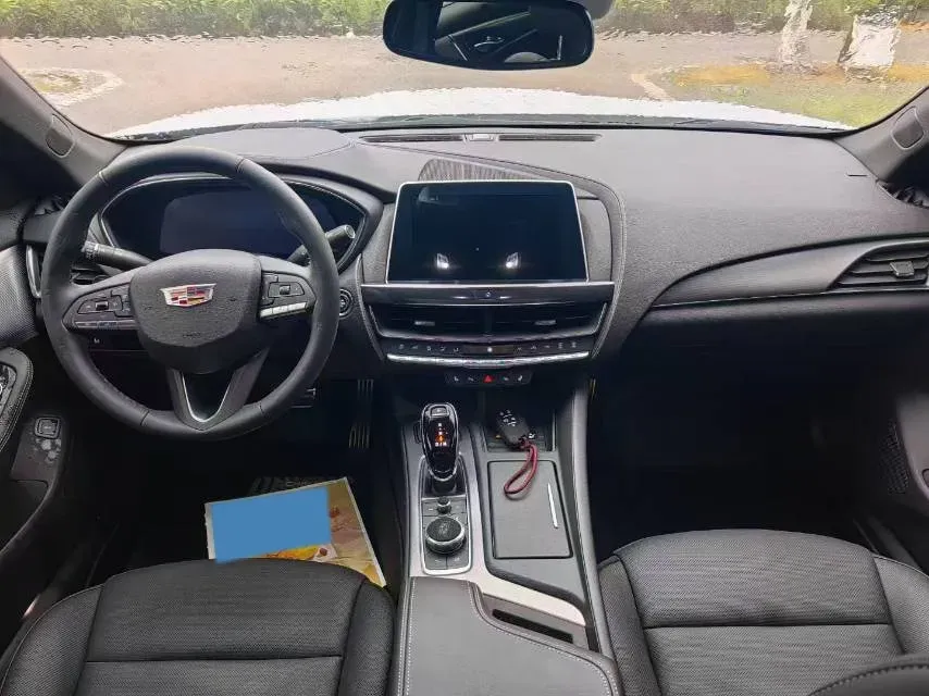 2022 Cadillac CT5 2.0T 237HP L4 10AT,autocango,china used car exporter,china ev exporter,chinese used car exporter,chinese used ev exporter