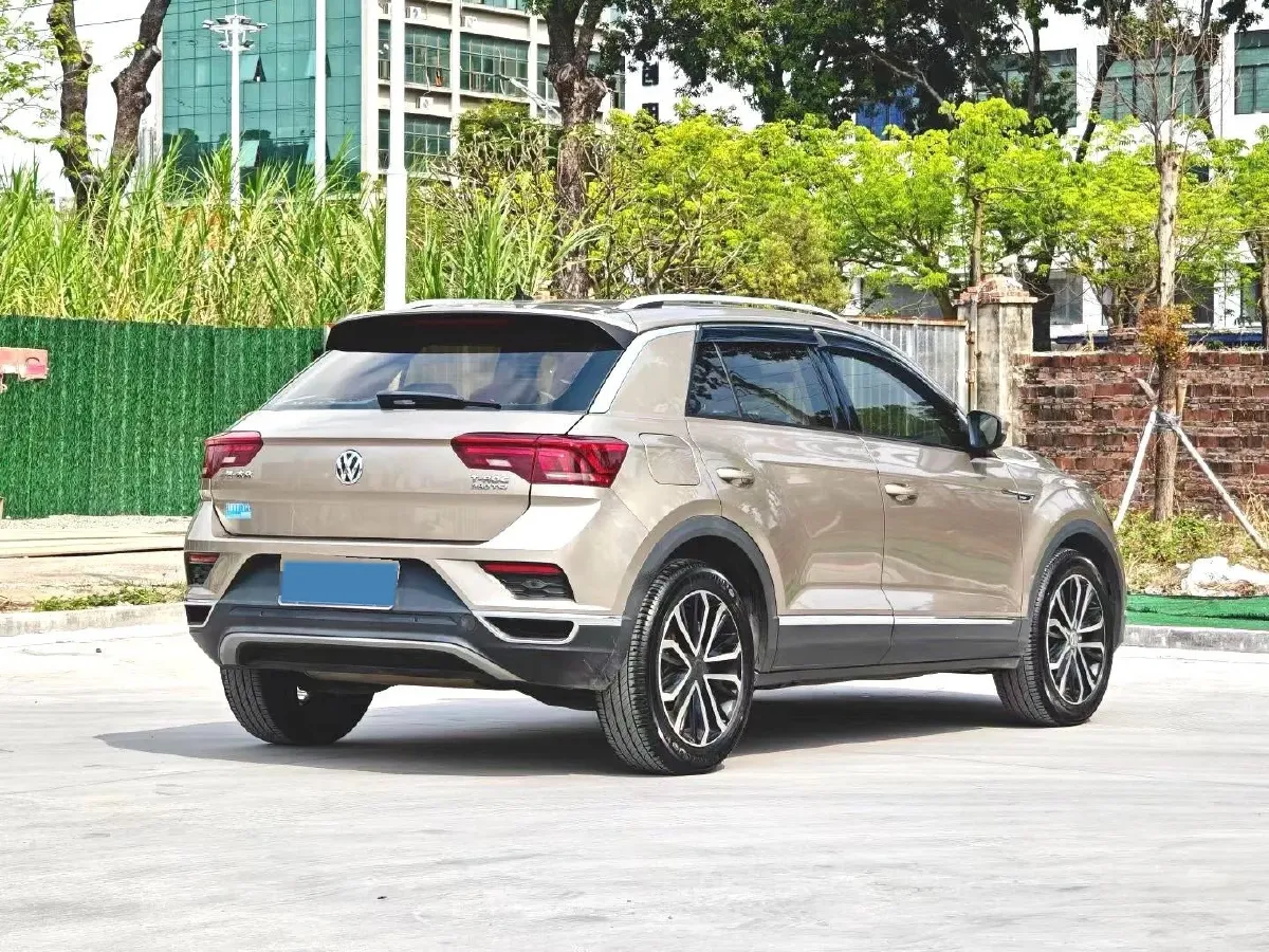 2018 Borgward BX7 2.0T 224HP L4 6AT,autocango,china used car exporter,china ev exporter,chinese used car exporter,chinese used ev exporter