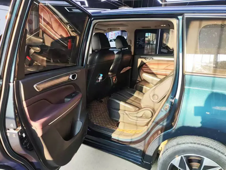 2021 GAC Trumpchi M6 1.5T 169HP L4 7DCT,autocango,china used car exporter,china ev exporter,chinese used car exporter,chinese used ev exporter