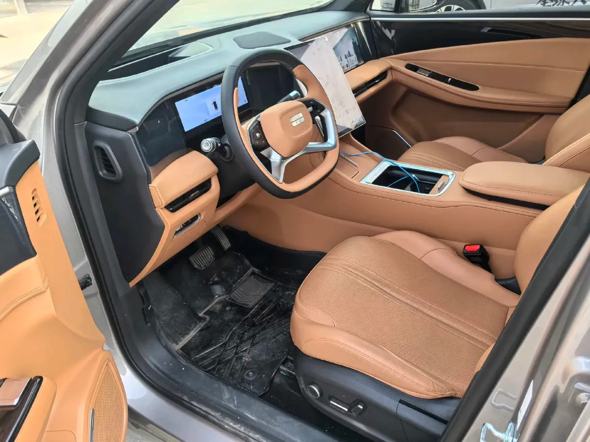 2025 Geely Galaxy L7 1.5L 112HP L4 1DHT PHEV 18.4KWH,autocango,china used car exporter,china ev exporter,chinese used car exporter,chinese used ev exporter