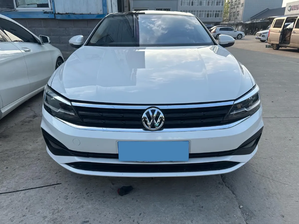 2019 Volkswagen Lamando 1.4T 131HP L4 7DCT,autocango,china used car exporter,china ev exporter,chinese used car exporter,chinese used ev exporter