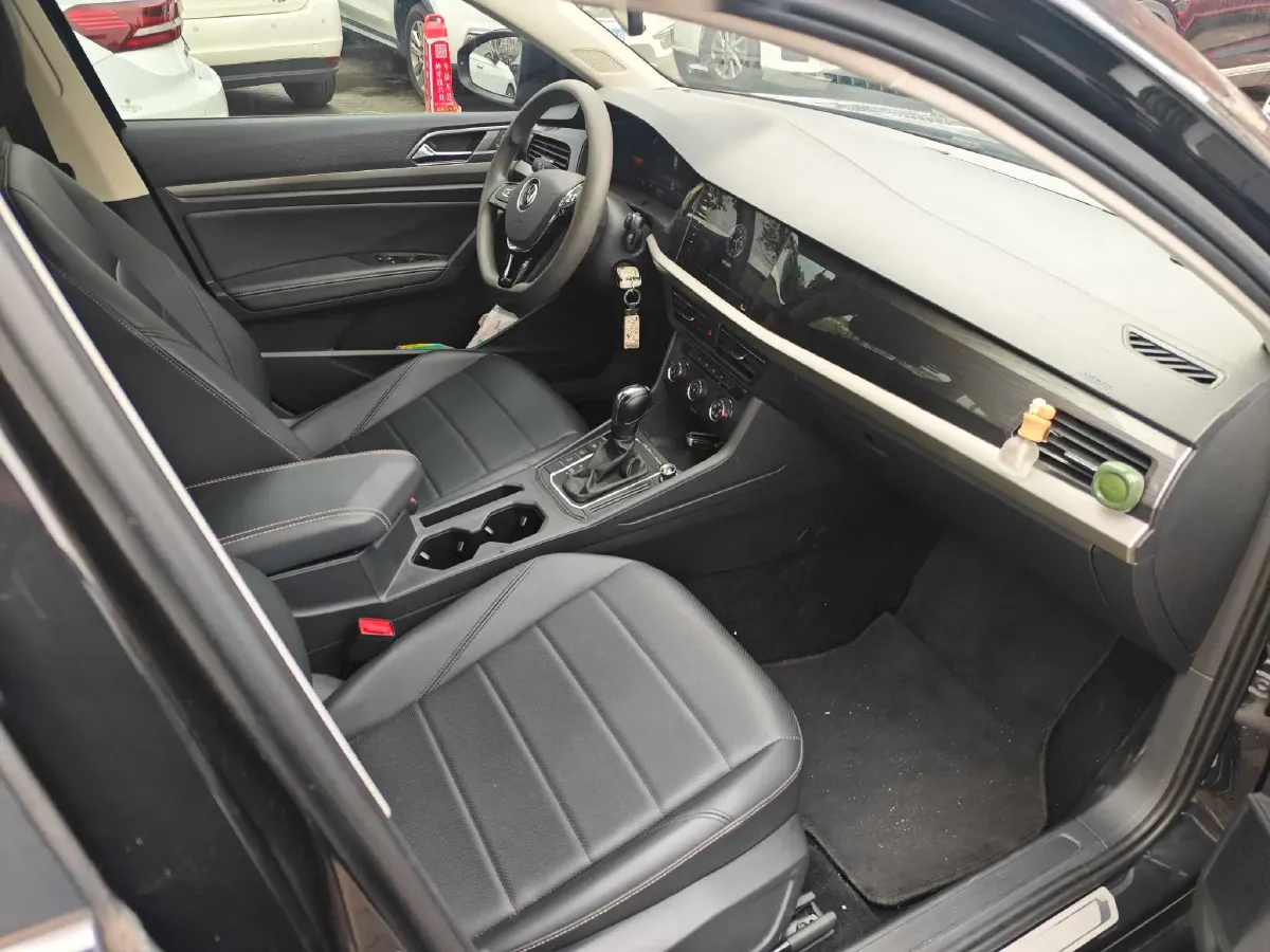 2021 Volkswagen Lavida 1.5L 113HP L4 6AT,autocango,china used car exporter,china ev exporter,chinese used car exporter,chinese used ev exporter